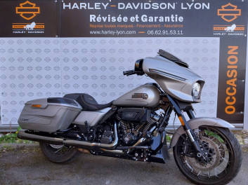 HARLEY-DAVIDSON TOURING STREET GLIDE 1977 CVO 2023
