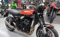 KAWASAKI Z900RS