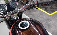 KAWASAKI Z900RS