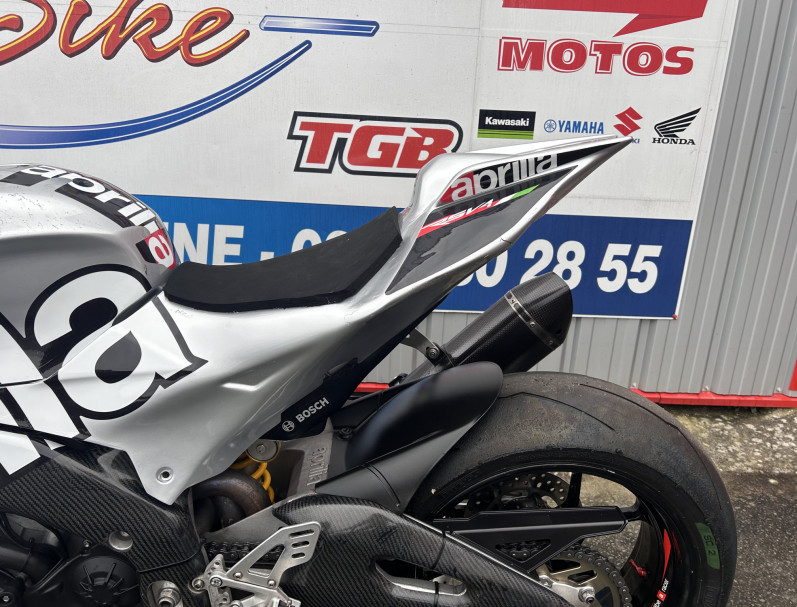 APRILIA RSV4 1000 RR