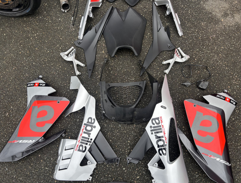 APRILIA RSV4 1000 RR
