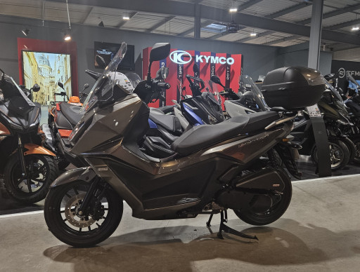 KYMCO skytown 125