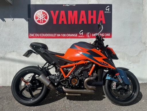 KTM 1290 SUPER DUKE R v3