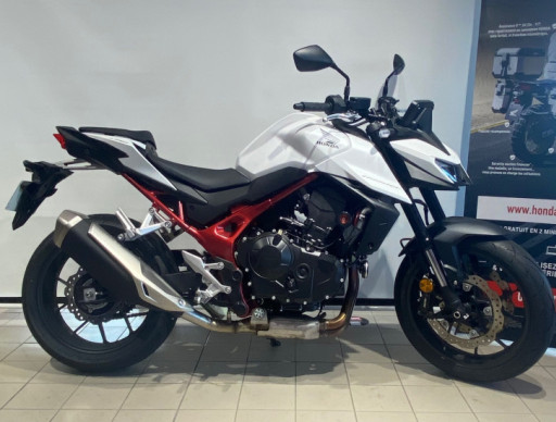 Hornet 750 A2
