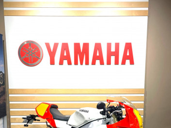 YAMAHA XSR 900 GP