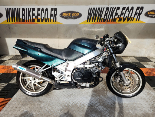 HONDA VFR 750 (62147)