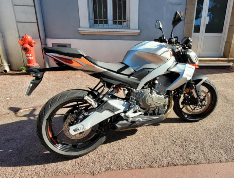 APRILIA TUONO 457