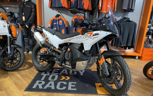 KTM 790 ADVENTURE