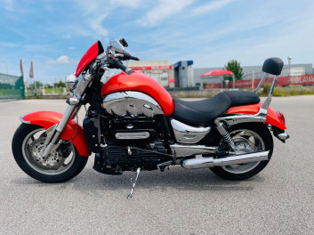 TRIUMPH Rocket III