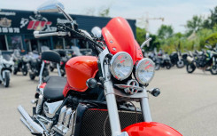 TRIUMPH Rocket III