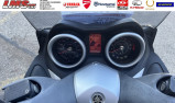 YAMAHA X-MAX 250