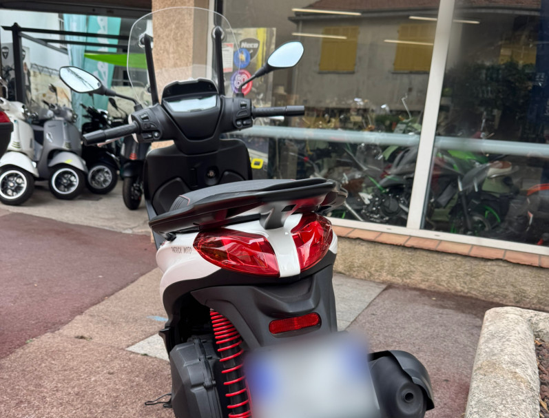 PIAGGIO Medley S 125 IGET ABS E5