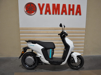 YAMAHA NEO