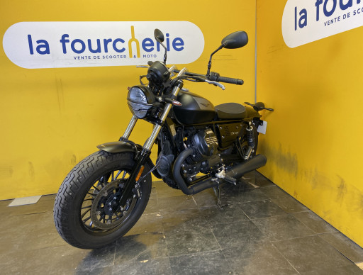 MOTO GUZZI V9 BOBBER A2