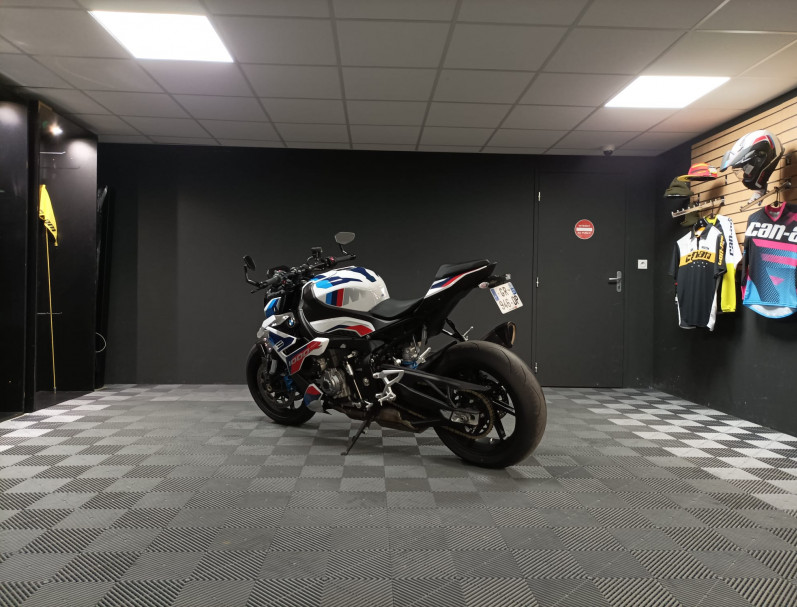 BMW M 1000 R  M1000R