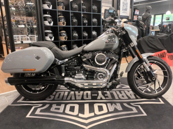 HARLEY-DAVIDSON SOFTAIL SPORT GLIDE 1745