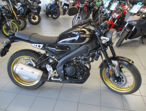 YAMAHA XSR 125 Legacy