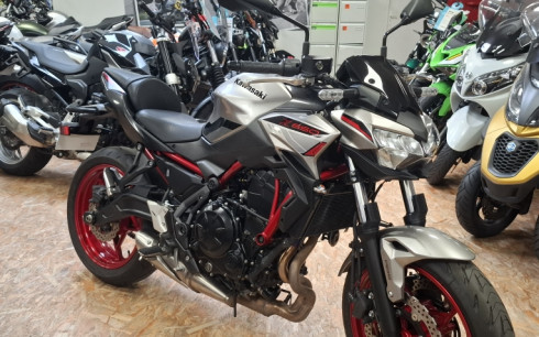 KAWASAKI Z 650 (47.5CV) IDEAL PERMIS A2