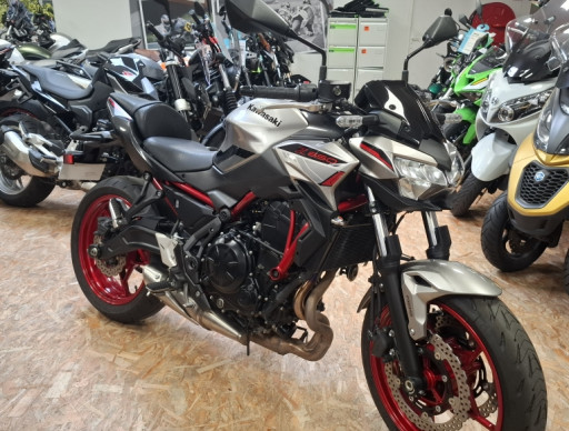 KAWASAKI Z 650 (47.5CV) IDEAL PERMIS A2