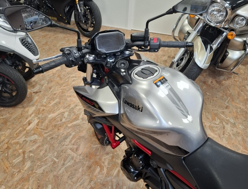 KAWASAKI Z 650 (47.5CV) IDEAL PERMIS A2