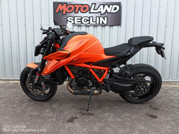 KTM 1390 SUPER DUKE R