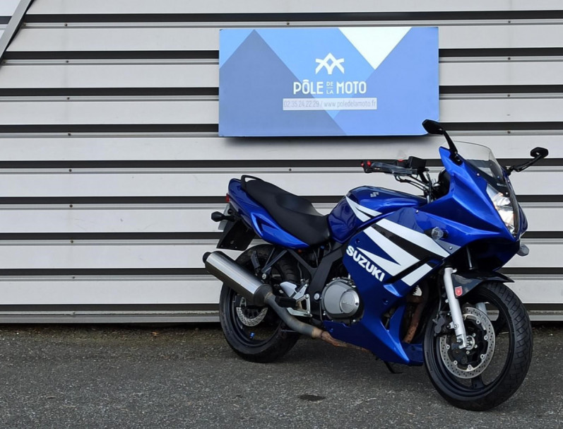 SUZUKI GSF 500