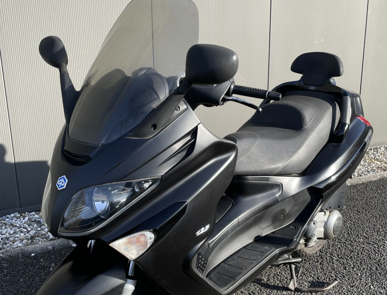 PIAGGIO XEVO 125 SPORT