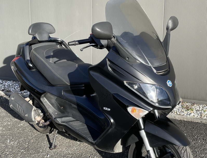 PIAGGIO XEVO 125 SPORT
