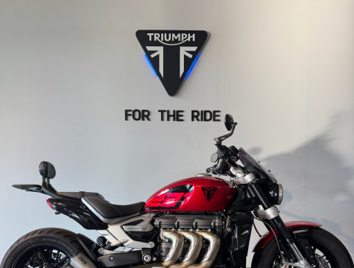 TRIUMPH ROCKET 3R Edition 221 pour 327 €/mois triumph Agen