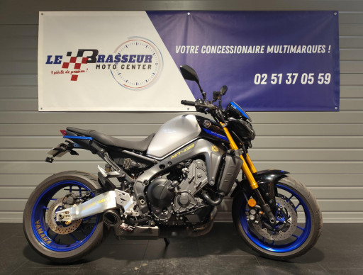 YAMAHA MT-09 FULL