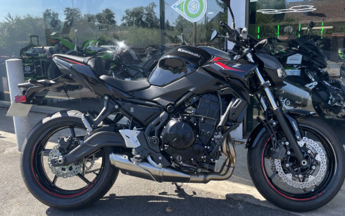 KAWASAKI Z650 - Z650