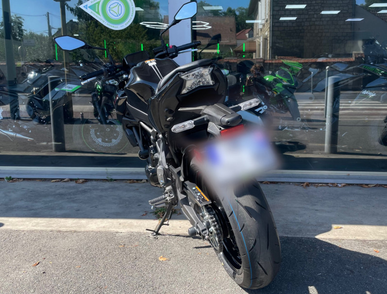 KAWASAKI Z650 - Z650