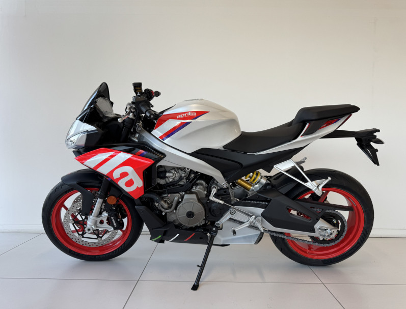 APRILIA TUONO 660 FACTORY