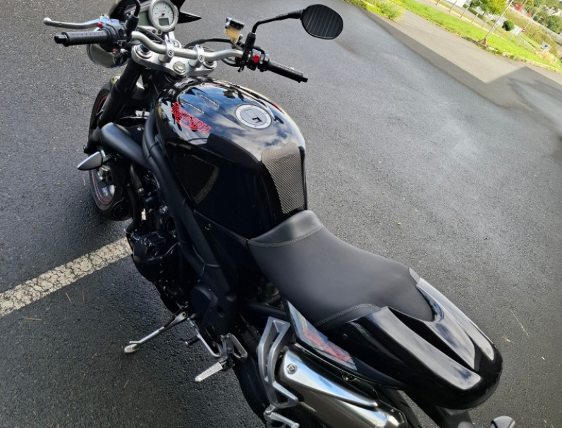 TRIUMPH SPEED TRIPLE 1050 15 ANNIVERSAIRE SPECIAL EDITION