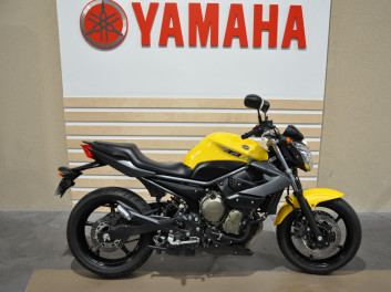 YAMAHA XJ6-N