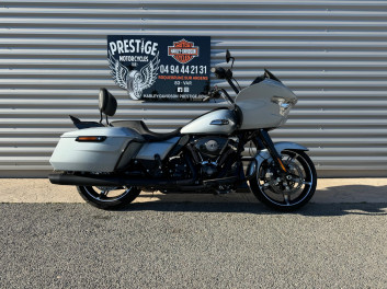 HARLEY-DAVIDSON TOURING ROAD GLIDE 1923
