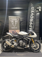 TRIUMPH SPEED TRIPLE 1200 RR