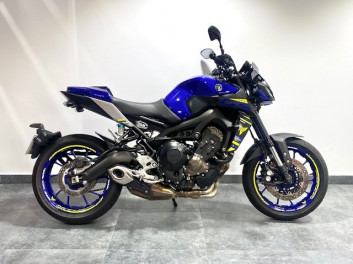YAMAHA MT-09