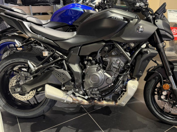 YAMAHA MT-07 (47.5CV) 1ER MAIN GARANTIE 5 ANS