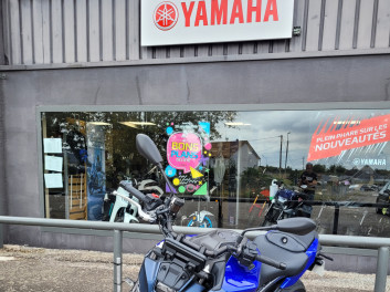 YAMAHA MT-09  Y-AMT