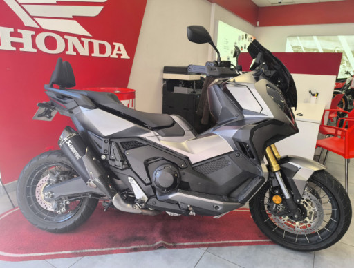 HONDA XADV AKRAPOVIC