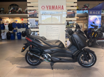 XMAX 300 FAIBLE KILOMETRAGE +DE 850€ D