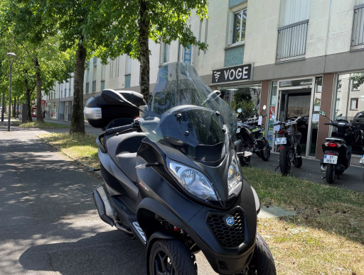 PIAGGIO MP3 500 HPE ADVANCED ABS + MARCHE ARRIÈRE + TOP CASE - Financement possible 