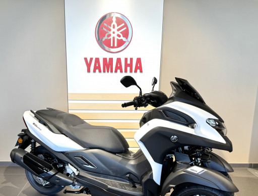 YAMAHA TRICITY 300