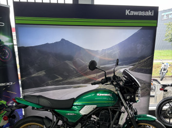 KAWASAKI Z 650 RS / 174.56 €/MOIS* / DSN MOTOS 40