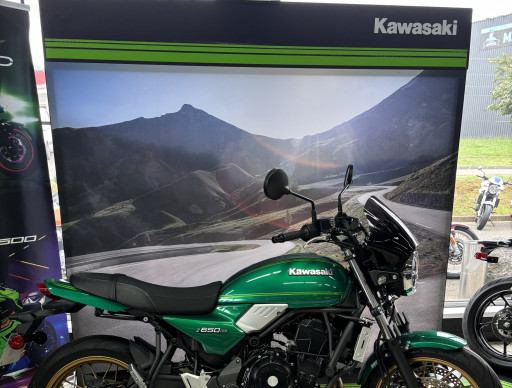 KAWASAKI Z 650 RS / 174.56 €/MOIS* / DSN MOTOS 40