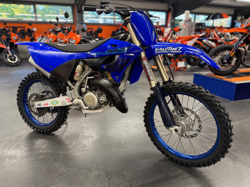 YAMAHA YZ 125 