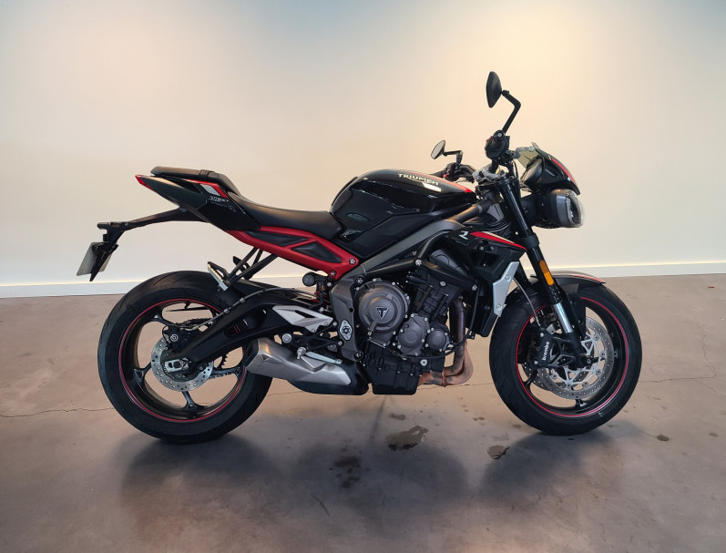 TRIUMPH STREET TRIPLE 765 R