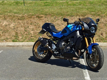 YAMAHA XSR 900