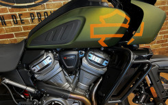 HARLEY-DAVIDSON ADVENTURE PAN AMERICA 1250 SPECIAL